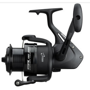 Naviják OKUMA Atomic Carp 7000