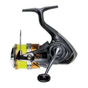 Naviják DAIWA 20 Laguna LT se šňůrou J-Braid X4